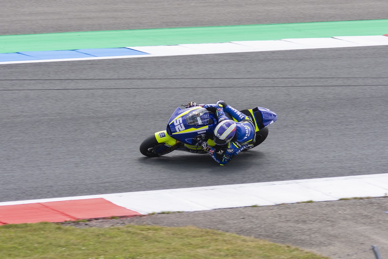 经身披巴黎 经身披巴黎